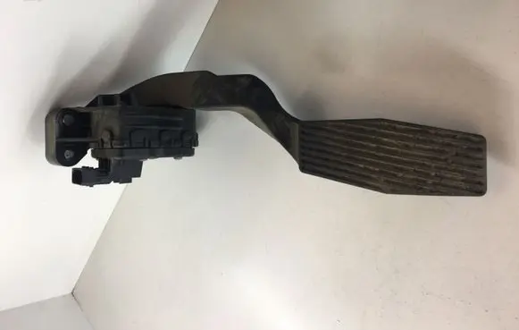 Opel Zafira A Accelerator throttle pedal 6PV00811400
