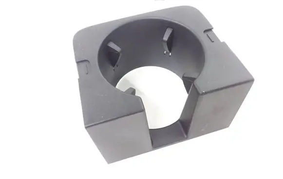 Cup holder front