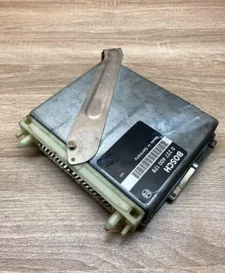 Volvo 850 Engine control unit/module ECU P06845003 0227400179