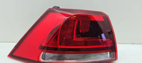 Volkswagen Golf VII Rear/tail lights 5G0945095P