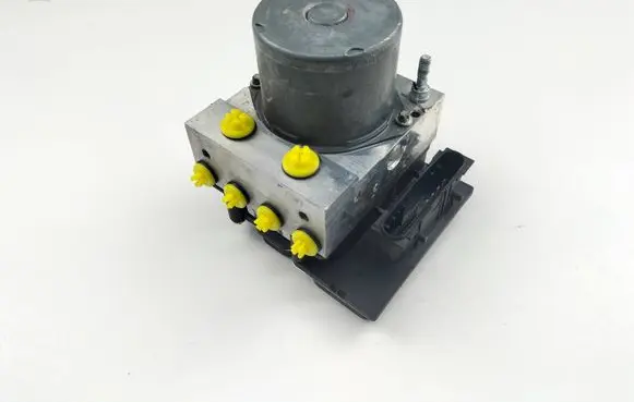 Fiat Sedici ABS Pump 0265235008 5611079JBO 0265950462