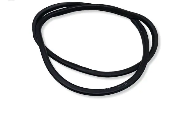 Peugeot 208 I Front door rubber seal 9673084680