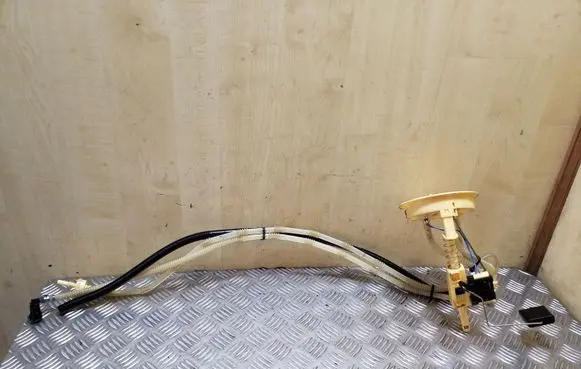 BMW X1 E84 Fuel level sensor 7190944 A2C53216242