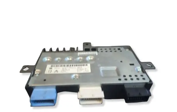 Peugeot 5008 Sound amplifier 9666486780