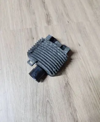 Volvo S80 Coolant fan relay 940007601 240408 110007723108