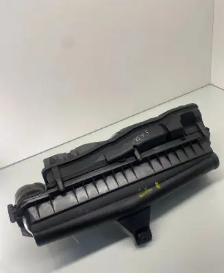 Peugeot 308 Air filter box V753482280
