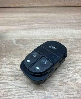 Ford Mondeo MK I Electric window control switch 93BG14529BA 03160400 USED