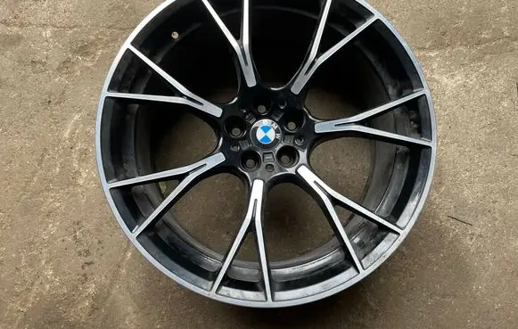 BMW M5 F90 R20 alloy rim 8073850 105J