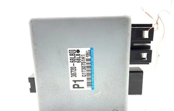 Suzuki Swift II Power steering control unit/module 38720-68LB0
