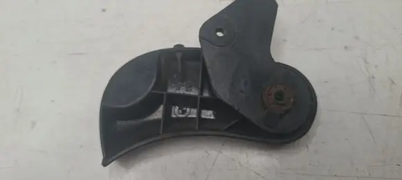 BMW 3 E46 Engine bonnet (hood) release handle 8223163