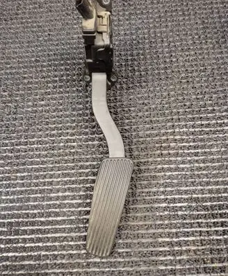 Chrysler Grand Voyager V Accelerator throttle pedal 6PV93390307 05281418AA
