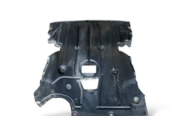 BMW 3 E90 E91 Engine splash shield/under tray