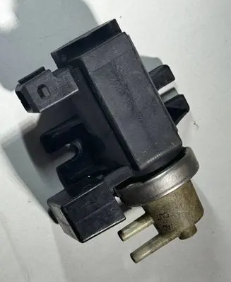 BMW 5 E60 E61 Turbo solenoid valve 7793032
