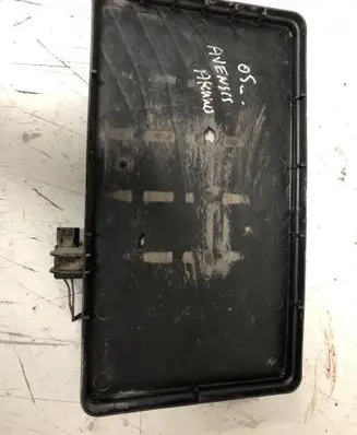Battery tray