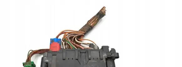 Peugeot Partner Fuse box set 9635518280