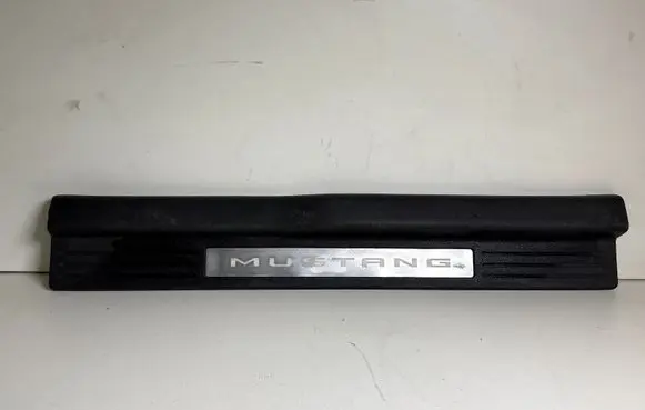Ford Mustang V Front sill trim cover AR336313201