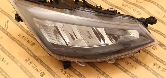 Seat Ibiza V (KJ) Headlight/headlamp 6F1941006F
