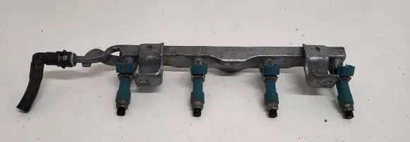 Mazda 3 II Fuel main line pipe