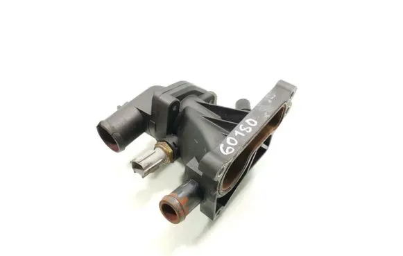 Ford Focus Thermostat/thermostat housing CM5G-9K478-GA