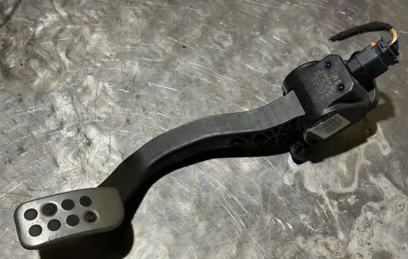 Citroen DS4 Accelerator throttle pedal 9671434180