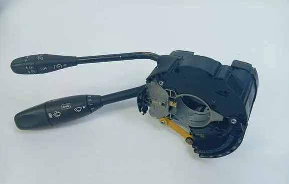 Mercedes-Benz E W211 Steering wheel column trim A2115400845