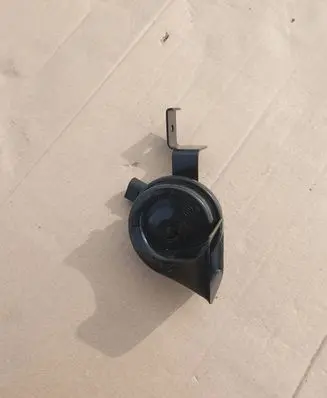 Audi RS Q8 Horn signal 8P0951223A