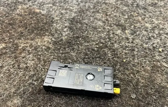 BMW i4 Aerial antenna amplifier 5A73DB0