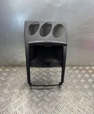 Nissan 350Z Center console