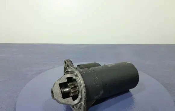 Alfa Romeo Mito Starter motor 0001108239