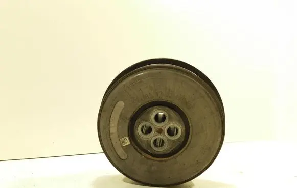 Mercedes-Benz E W212 Crankshaft pulley
