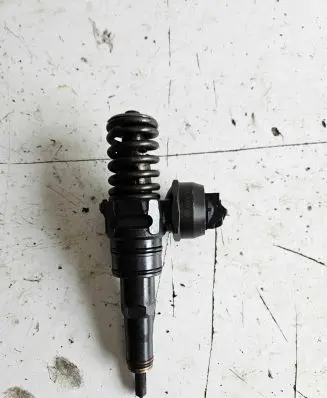 Audi A3 S3 8L Fuel injector 038130073AG