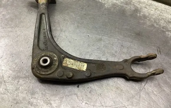 Citroen C5 Front lower control arm/wishbone 7BAA07 0894541