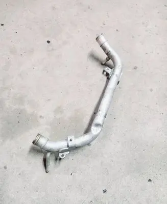 Audi Q7 4L Engine coolant pipe/hose 057121071AM AF03024905
