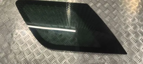 Ford Explorer V Rear side window