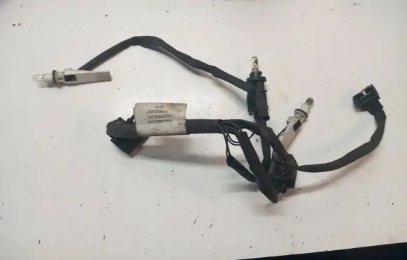 Volvo V70 Headlight/headlamp wiring loom/harness 30796889