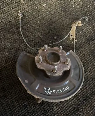Toyota Avensis T270 Rear wheel hub 