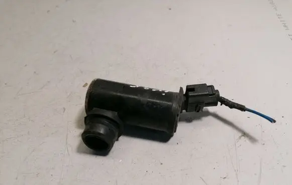 Hyundai ix35 Windscreen/windshield washer pump 985102S100