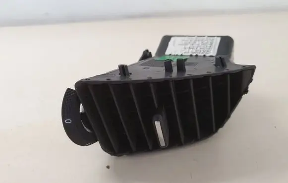 Opel Insignia A Dash center air vent grill 13282237