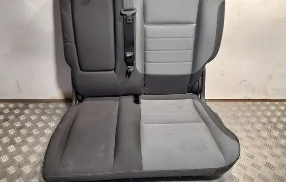 Ford Escape III Rear seat 
