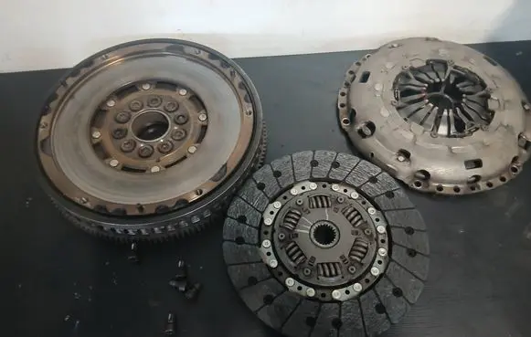 Volvo XC90 Clutch set kit 124040310