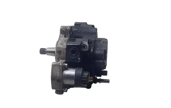 Renault Trafic II (X83) Fuel injection high pressure pump 8200108225 0445010075