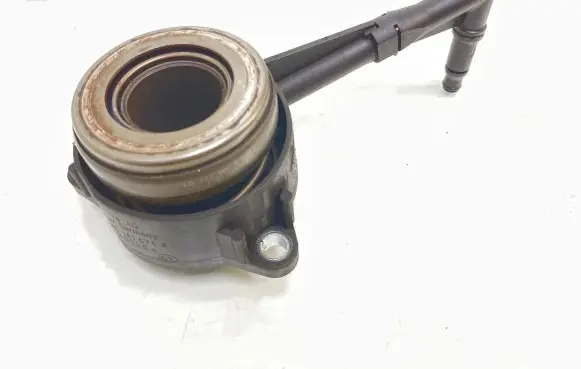 Skoda Octavia Mk2 (1Z) Clutch release bearing slave cylinder 0A5141671A 500602801