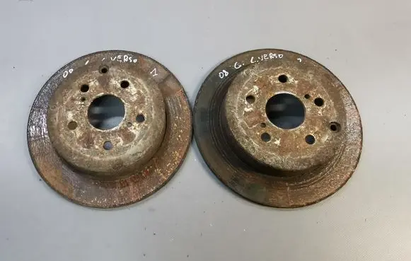 Toyota Corolla Verso AR10 Rear brake disc