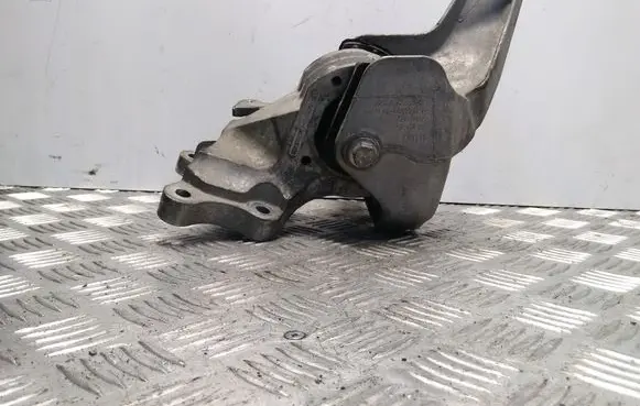Mini One - Cooper Cabrio R52 Engine mount bracket 2231676533301 676533301