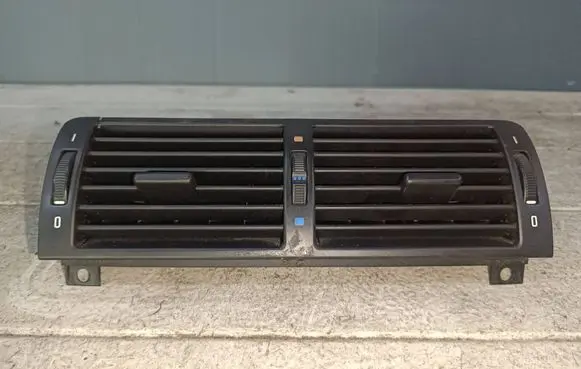BMW 3 E46 Dash center air vent grill 8361895