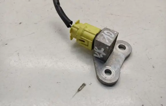 Nissan Qashqai Airbag deployment crash/impact sensor FAEG0077271593 11656