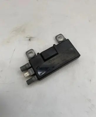 Mercedes-Benz E W210 Antenna control unit 2108200789
