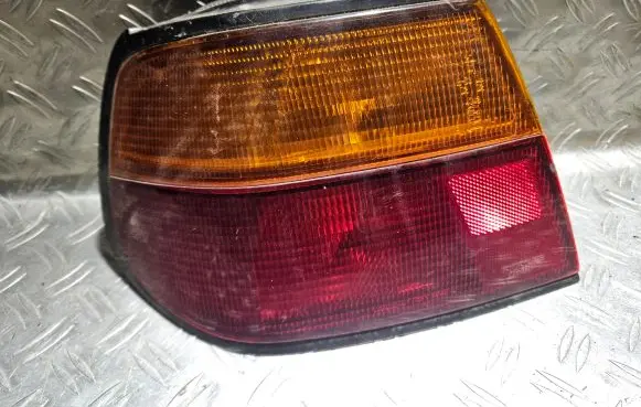 Nissan Almera Rear/tail lights 4728A R1111