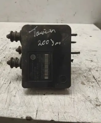 Volkswagen Touran I ABS Pump 1K0614517A