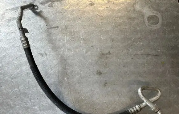 Renault Captur Air conditioning (A/C) pipe/hose 924907813R
